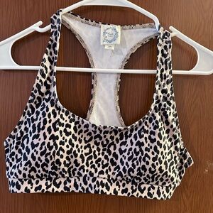 Two piece set cheetah print gym fit